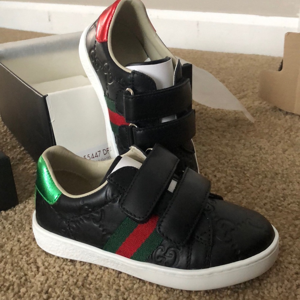 NWT | GUCCI | Toddler Sneakers Black Leather size 8